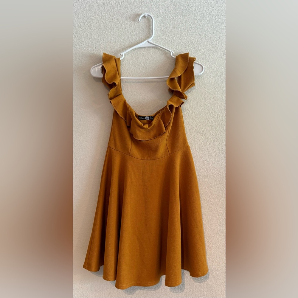 Boohoo dress